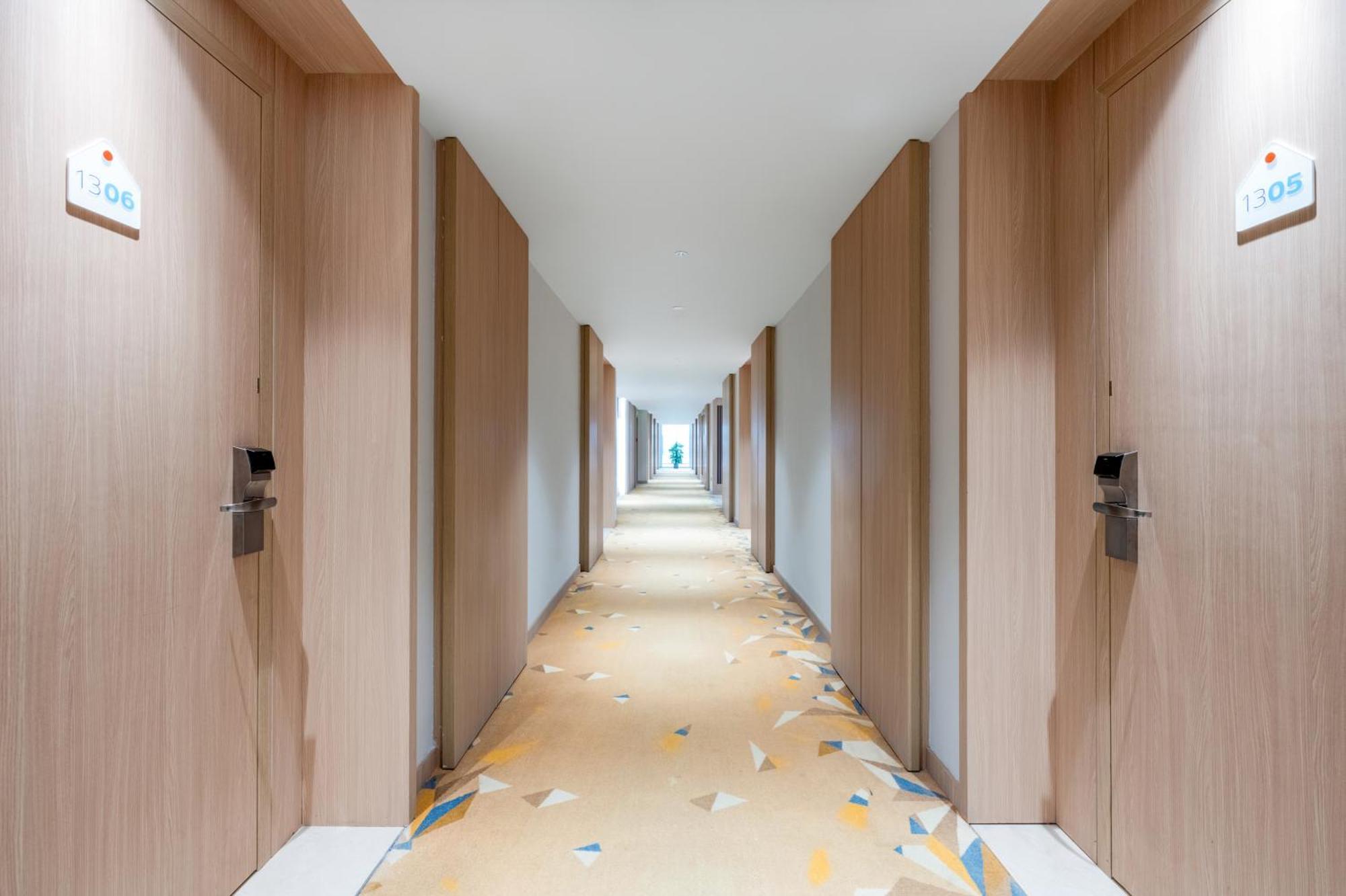 Holiday Inn Express Jiangmen Jianghai, an IHG Hotel Bagian luar foto