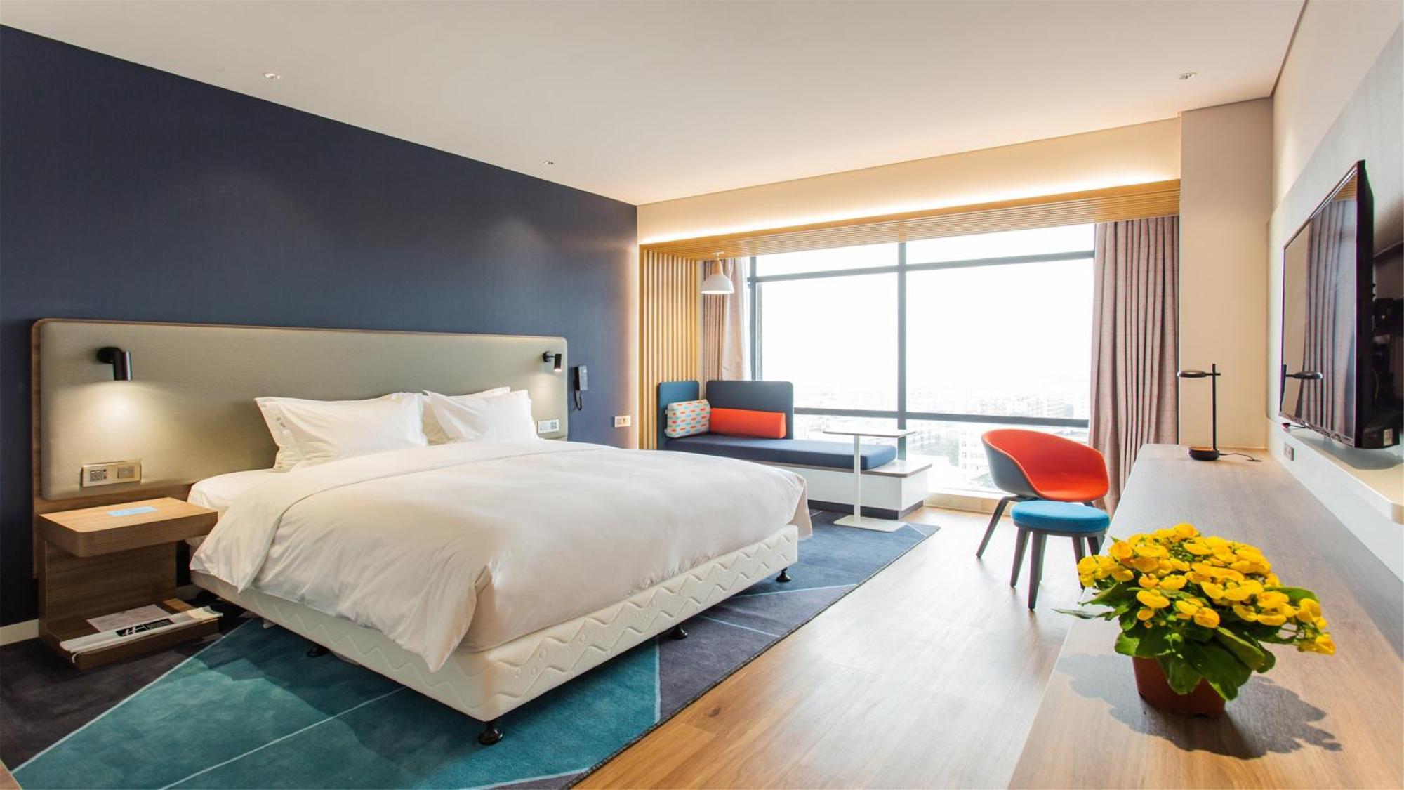 Holiday Inn Express Jiangmen Jianghai, an IHG Hotel Bagian luar foto