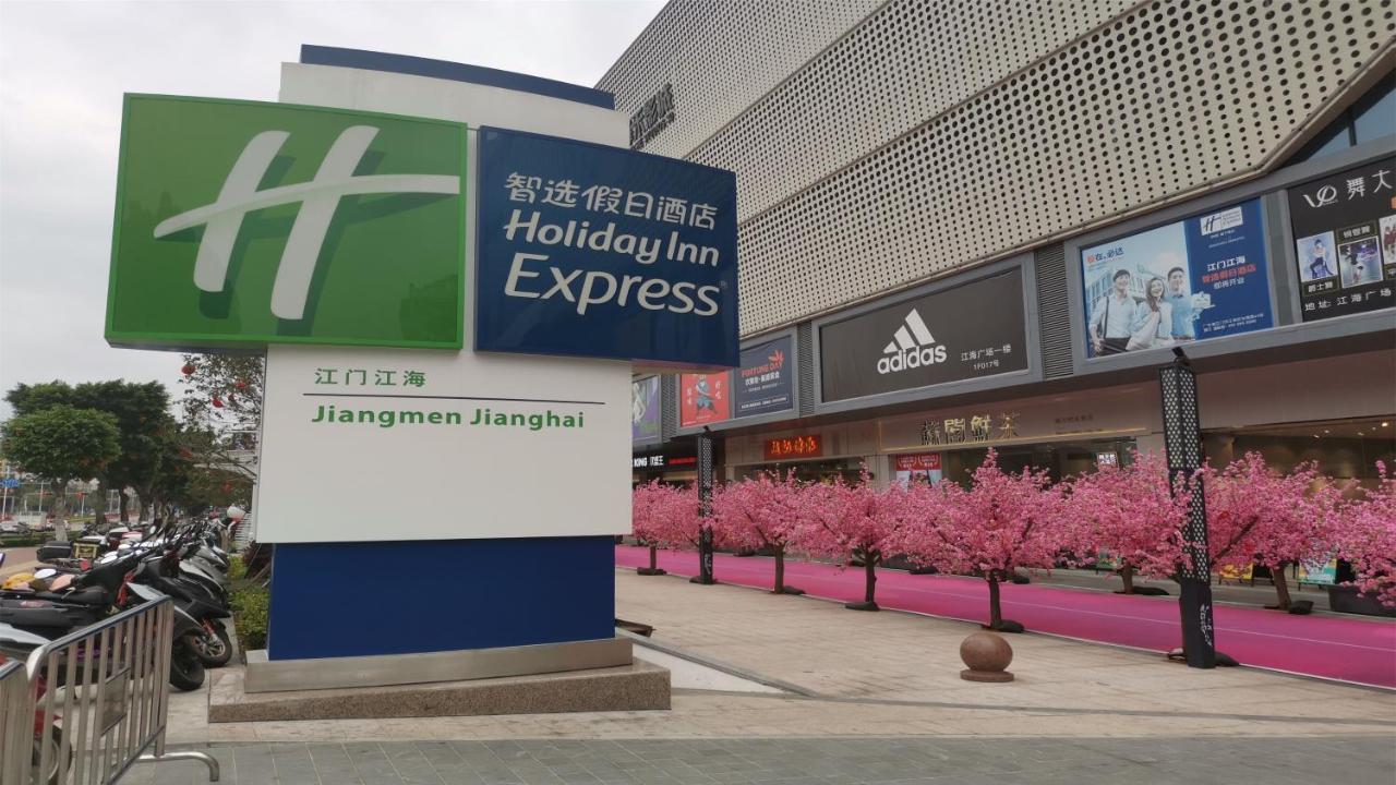 Holiday Inn Express Jiangmen Jianghai, an IHG Hotel Bagian luar foto